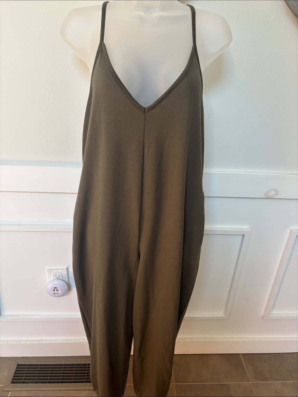 Olive Green V-Neck Spaghetti Strap Jumpsuit